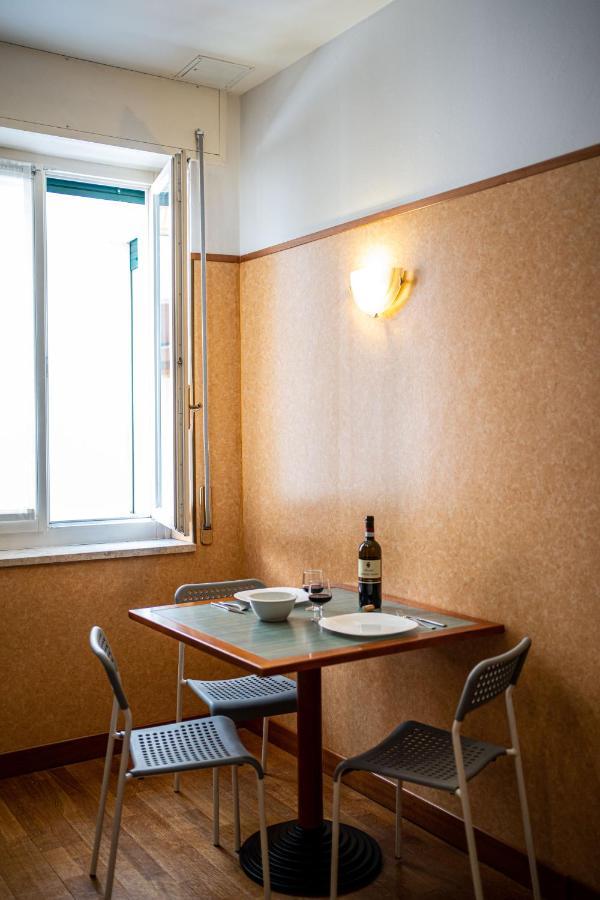 ויצ'נצה Hotel Mary מראה חיצוני תמונה